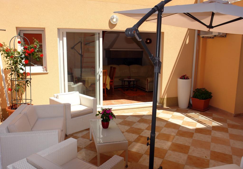 Apartments Iva Orebić Rom bilde